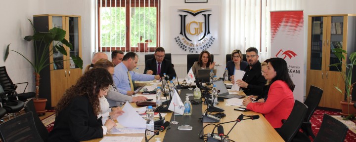 Mbahet mbledhja e Këshillit Drejtues të Universitetit “Fehmi Agani” në Gjakovë