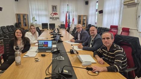 Takim koordinues me dekanët e njësive akademike të UFAGJ-së për procesin e akreditimit 2025