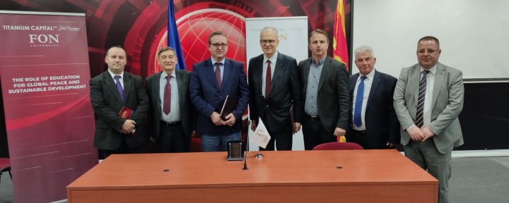 Universiteti i Gjakovës nënshkruan marrëveshje bashkëpunimi me Universitetin FON në Shkup