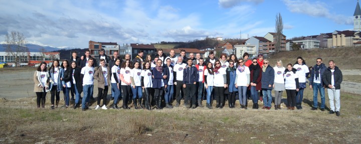 Aktiviteti i pastrimit të lokacionit të paraparë për ndërtimin e kampusit universitar në Gjakovë