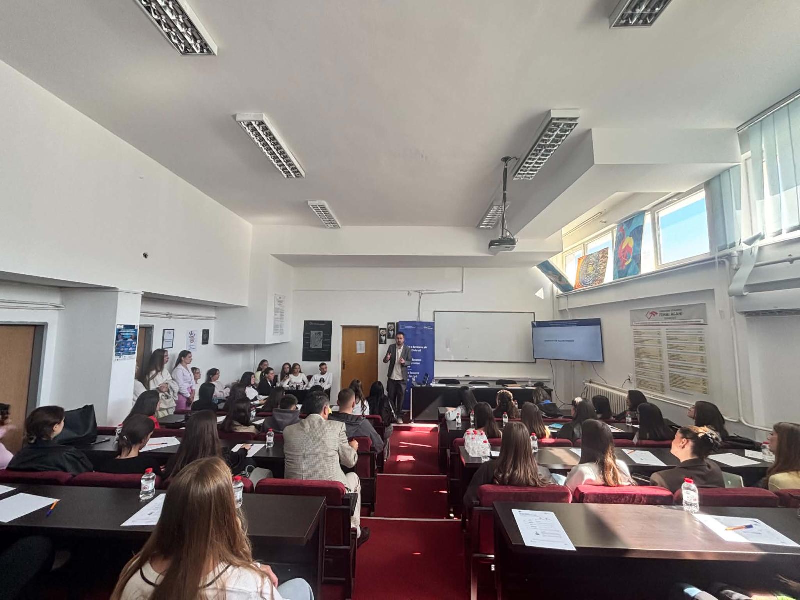 Mbahet sesioni informues për Grantet për Vullnetarizëm nga KCSF