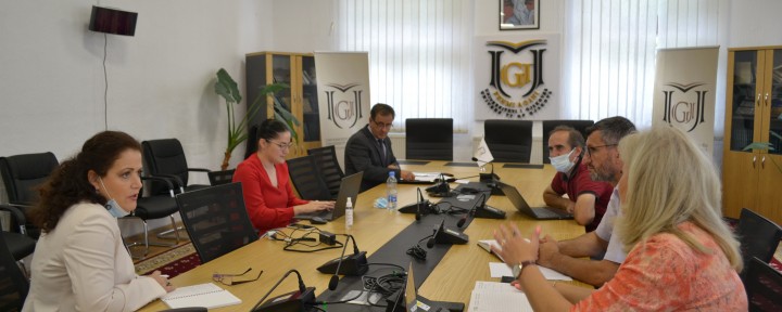 Zhvillohen takime pune për projektin e ORCA-s rreth procesit të vetëvlerësimit në raport me standardet e Agjencisë së Kosovës për Akreditim (AKA)