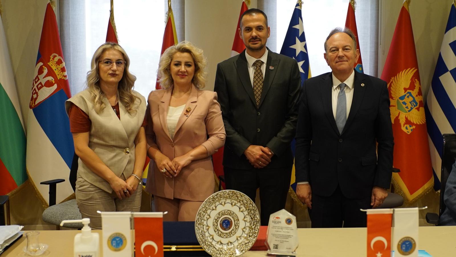 UFAGJ nënshkruan MoU me shoqatën RUMELİSİAD në Bursa, Turqi - Një hap i ri drejt ndërkombëtarizimit dhe ndikimit shoqëror