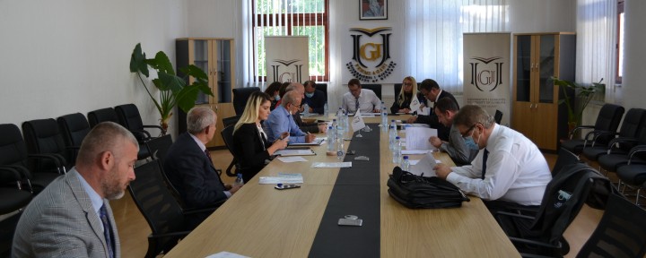 Senati i Universitetit të Gjakovës “Fehmi Agani” mban mbledhjen e radhës
