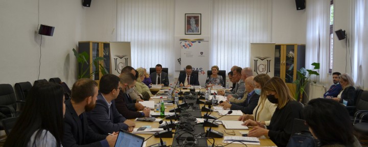Zhvillohet punëtoria “Avancimi i mekanizmave për zhvillim të qëndrueshëm të personelit akademik dhe lidershipit në Universitetin “Fehmi Agani” në Gjakovë”, nga Projekti HERAS Plus