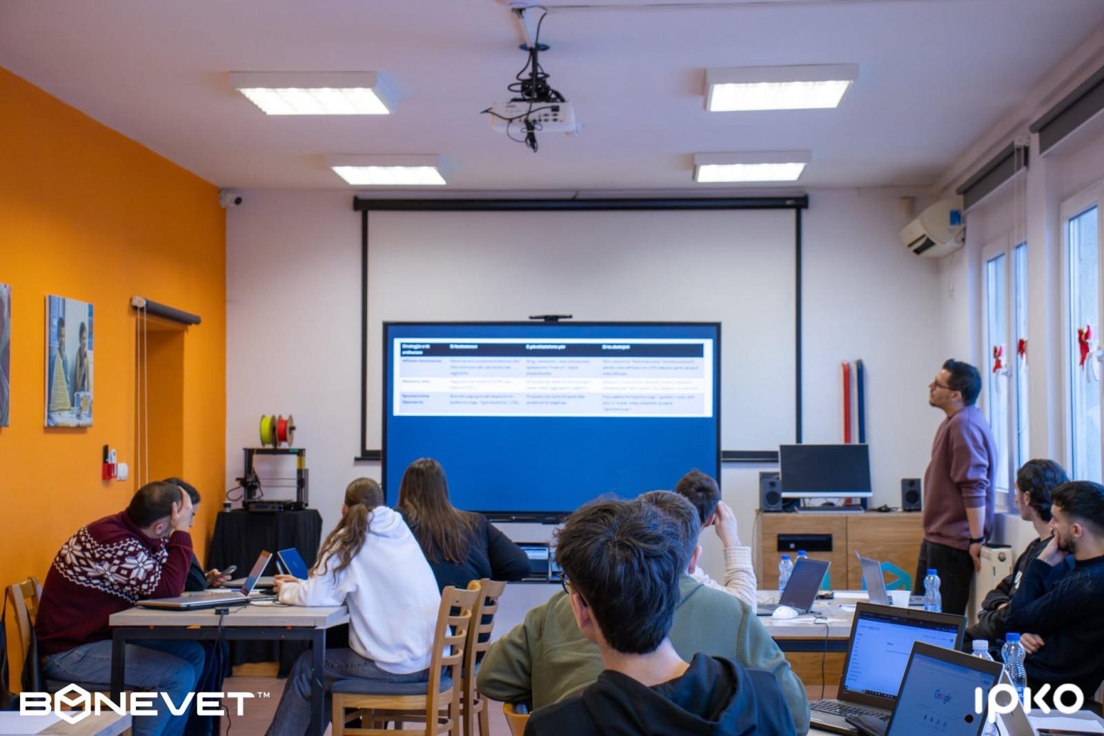 Studentët e programit Informatikë Inxhinierike nga Universiteti “Fehmi Agani” në Gjakovë marrin pjesë në garën AI-THON 2025