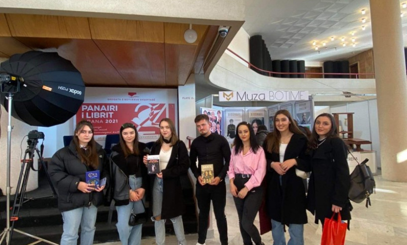 Students from the "Gjurmët e Penës - Traces of the Pen" Literary Club participated in the 24th edition of the Book Fair in Tirana