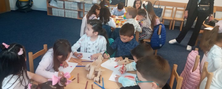 Në Universitetin “Fehmi Agani” zhvillohen aktivitete me fëmijë për nder të 1 Qershorit - Ditës Ndërkombëtare të Fëmijëve