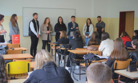Vazhdon kampanja “Ditët Informuese” për shkollat e mesme të komunës së Gjakovës