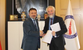Cooperation Agreement signed between the University of Gjakova "Fehmi Agani" and "Kütahia Dumlupinar" University in Turkey