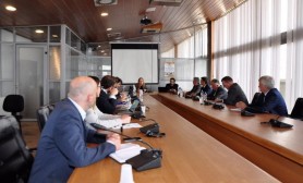 Rektorët e universiteteve publike të Kosovës u takuan më Ministren e MASHTI-it Hykmete Bajramin