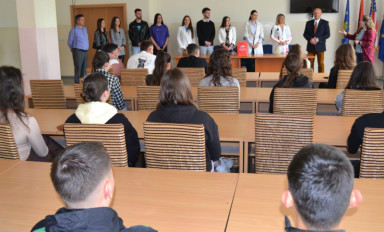 Professors and students of the the University "Fehmi Agani" in Gjakova, visit "Hajdar Dushi" Gymnasium as part of the "Information Days" campaign