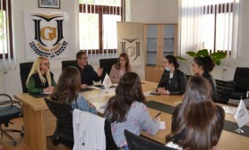 Rector Nimani received in a meeting the representatives of the Student Parliament of the University of Gjakova