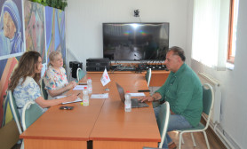 Eksperti i ekonomisë Z. Gërxhaliu vizitoi sot Zyrën për Zhvillim të Karrierës së UFAGJ-së