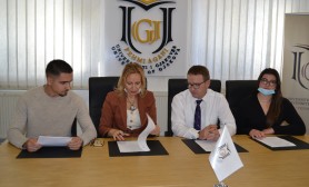 In the presence of Rector Nimani, a cooperation agreement is signed between the Student Parliament of UFAGJ and prof. Migena Arllatit