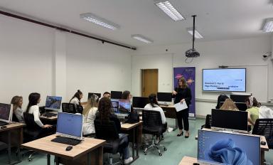 Edu Task mban trajnim per orientim ne karriere per studentet e Universitetit “Fehmi Agani” në Gjakovë