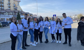 Studentët e Fakultetit të Mjekësisë në Universitetin “Fehmi Agani” në  Gjakovë realizuan kampanjën vetëdijësuese për sëmundjen e diabetit!