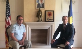 Rektori Nimani u prit nga Ambasadori i Kosovës në Shqipëri, Sh.T.Z. Nait Hasani