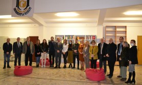 Universiteti “Fehmi Agani” në Gjakovë pranon 503 libra donacion nga ORCA